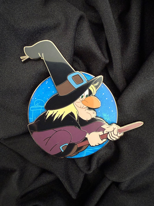 Magically Horrific™ Profile Limited Edition Pin HPPE24 (WITCH ON BROOM)
