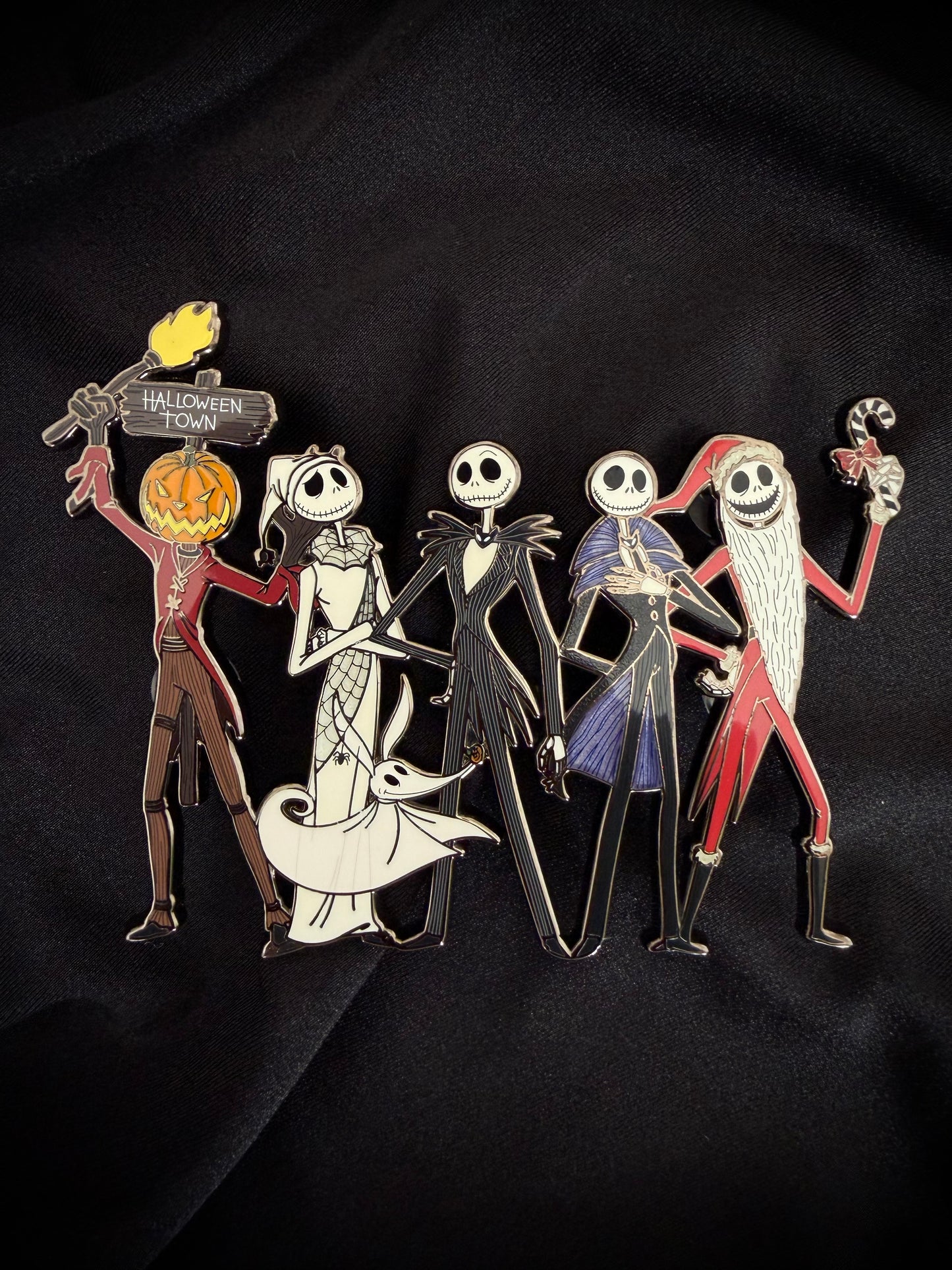 Magically Horrific™ Costume Collection Limited Edition Pin: PUMPKIN KING
