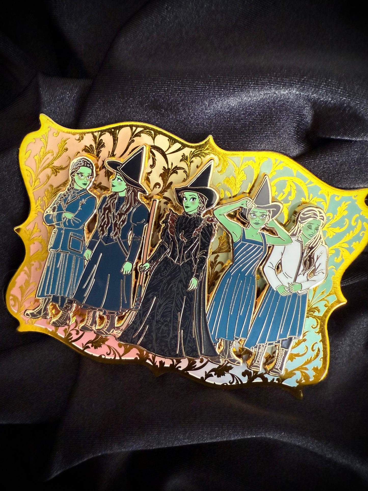 Magically Horrific™ Costume Collection Limited Edition Pin: NOVEMBER EL
