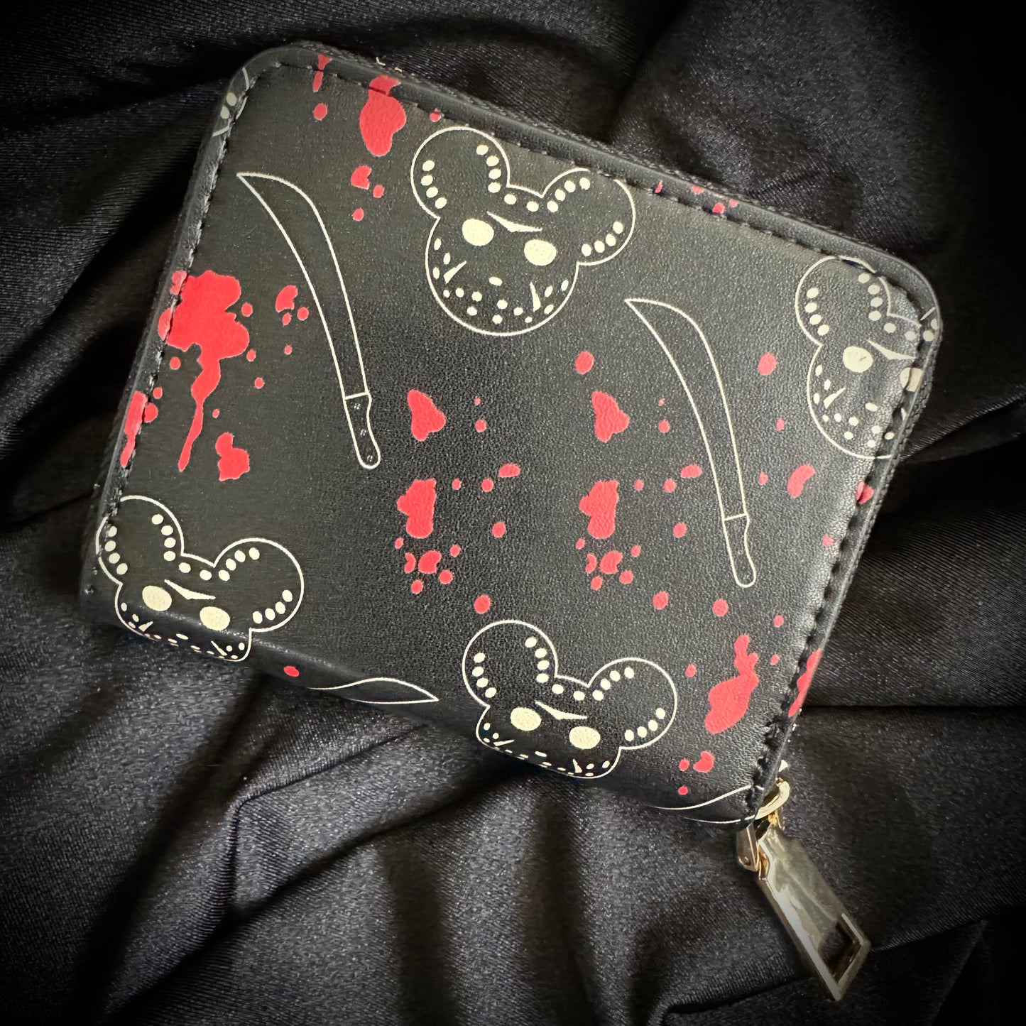 Magically Horrific™ The VM Novelty Wallet (DIRTY/BEIGE)