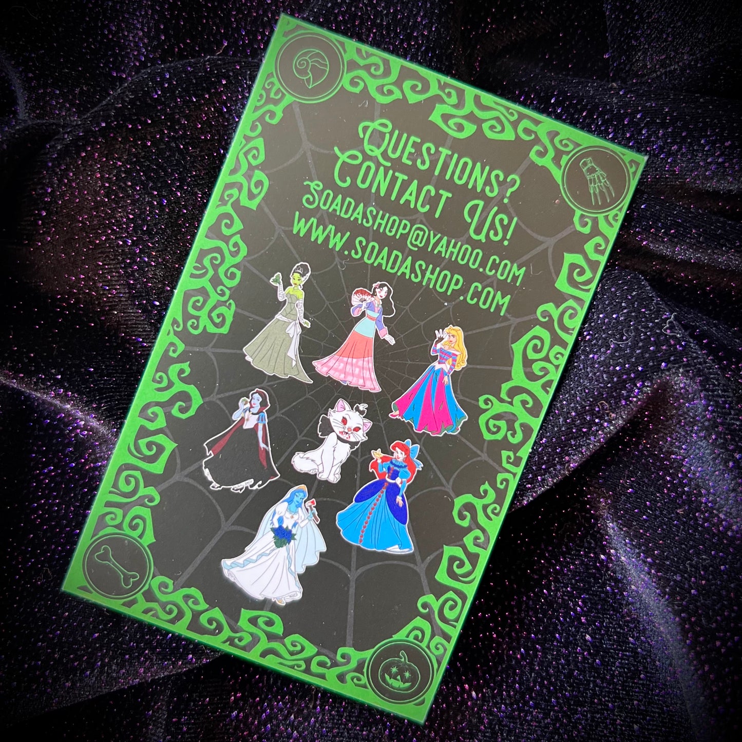 Magically Horrific™ Mini Pins Series 1: Milly (VARIANT)